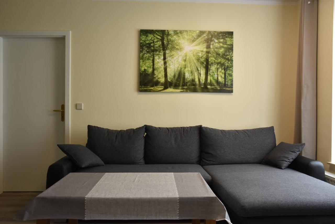 פלאואן Hotel Garni Am Klostermarkt מראה חיצוני תמונה