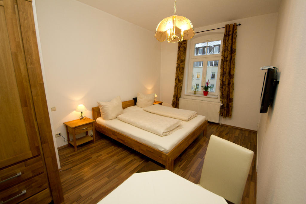 פלאואן Hotel Garni Am Klostermarkt חדר תמונה