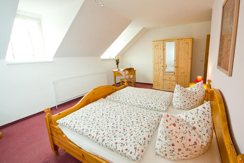פלאואן Hotel Garni Am Klostermarkt חדר תמונה